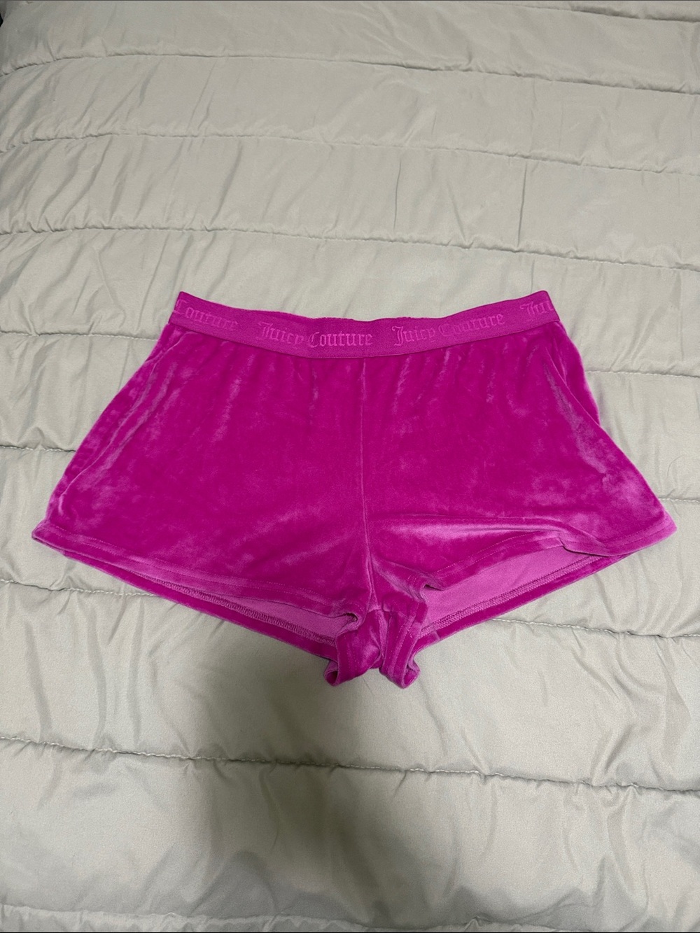 🫶🏼3 for $12!!🫶🏼 Juicy Couture Velvet Lounge Shorts in Bright Fuchsia